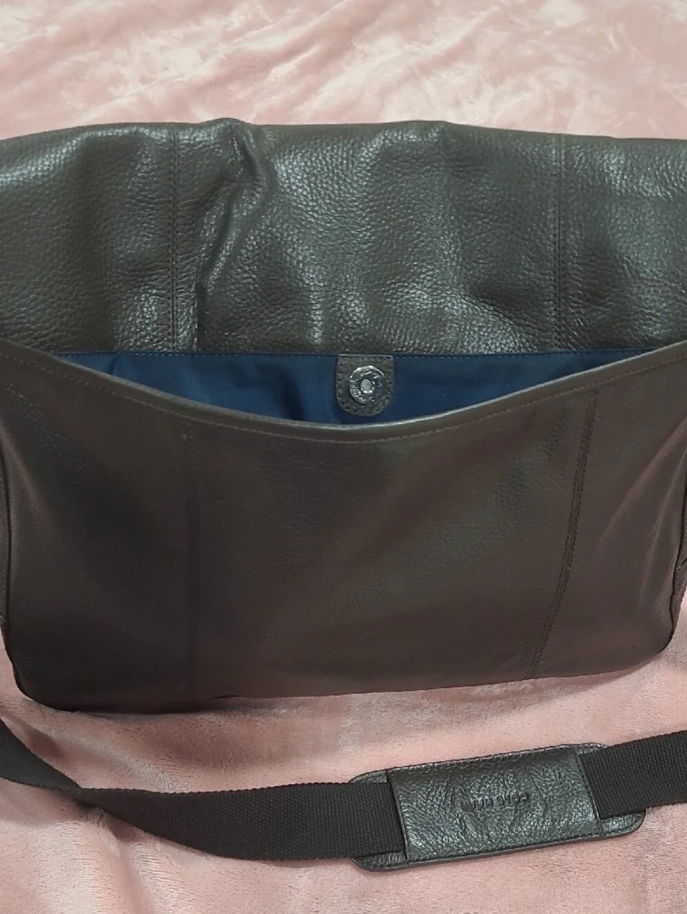 Cole Haan Wayland Classic Leather Messenger Bag - Brown